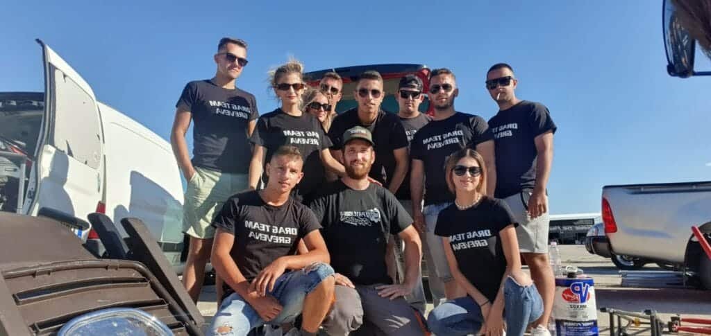 Μοτοσυκλέτα Dragster 2022 σε αγωνιστική δράση